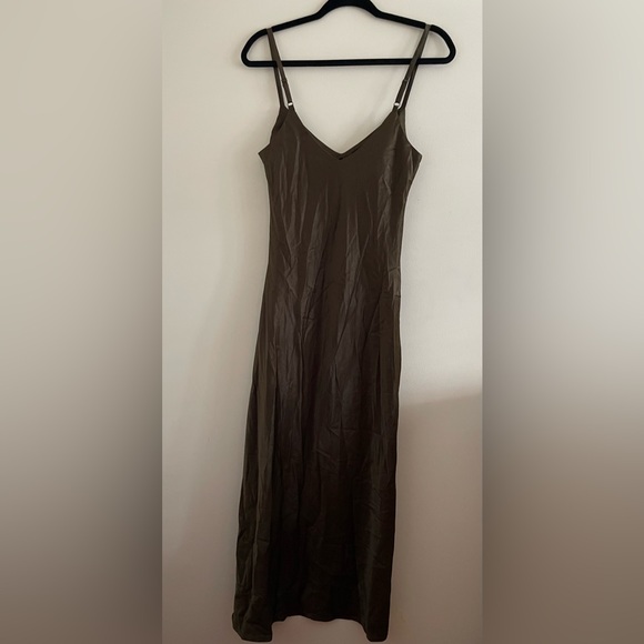 New! Sanctuary Olive Green Slip Dress - Picture 3 of 5